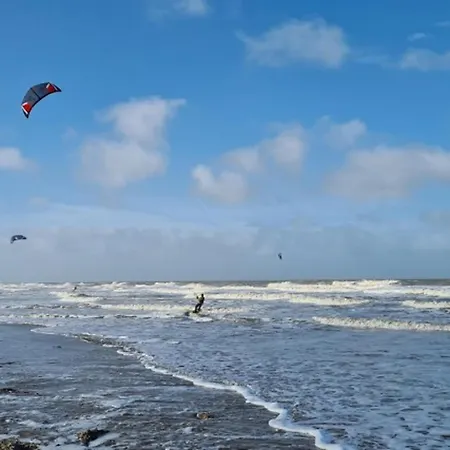 Daire In Zeedijk With Sea View Terrace *